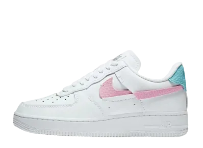 ナイキ ウィメンズ エアフォース 1 LXX ”ホワイト ピンク アクア”