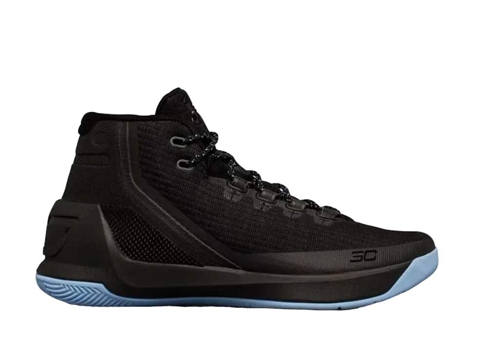 アンダーアーマー カリー3 "ブラックキャロライナ"
