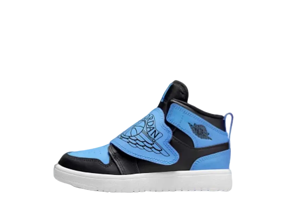 blue sky　プルソワン4点 青空と雲を表現した Nike Wmns Air Force 1 '07 SE “Clouds”が3