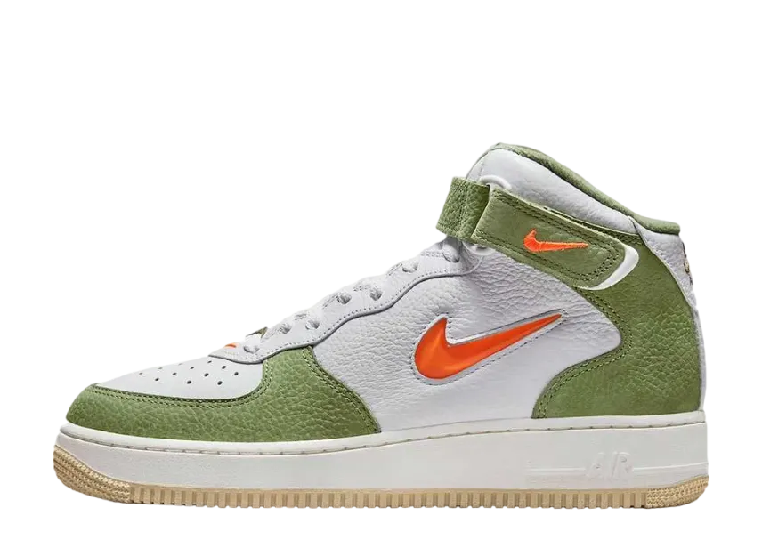 ナイキ エアフォース1 ミッド QS "オリーブ グリーン アンド トータル オレンジ"
