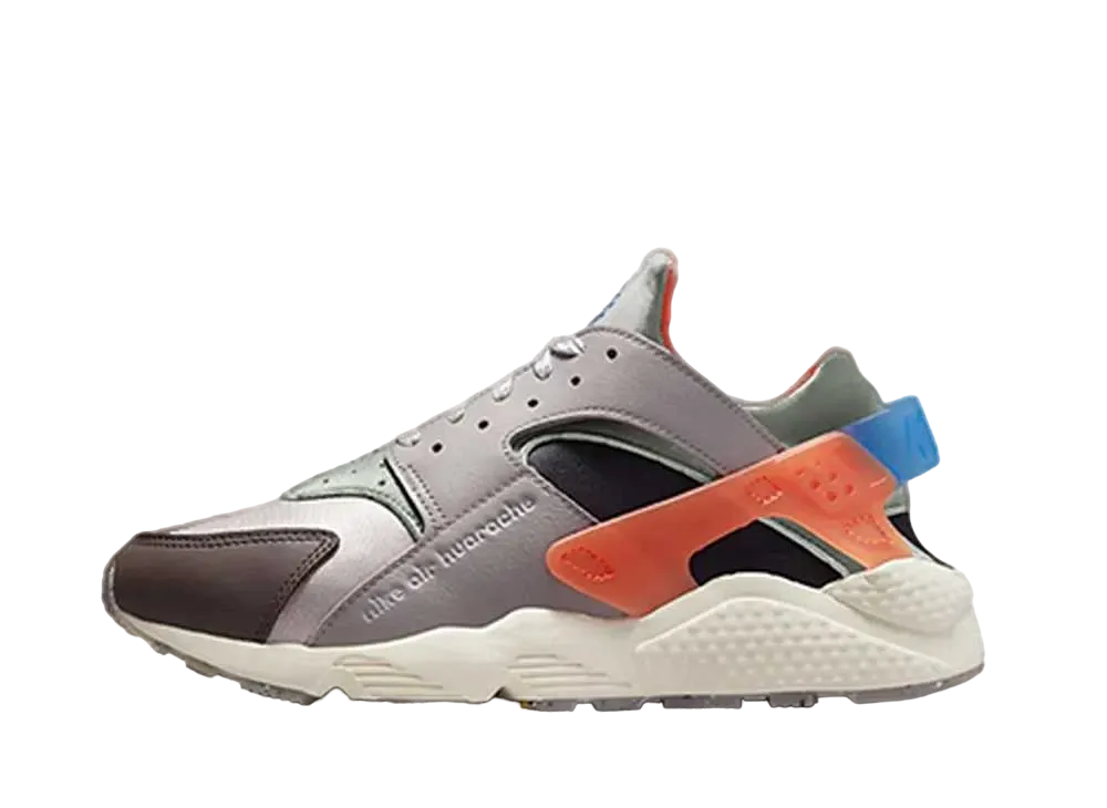 ナイキ エアハラチ プレミアム "エニグマ ストーン/ダスティ セージ/ブラック/レーサー ブルー"