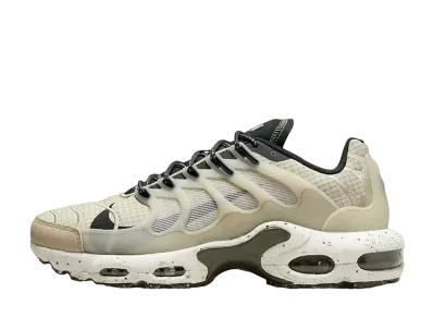 ナイキ エアマックス テラスケープ プラス "ラタン/ファントム/オフノワール"