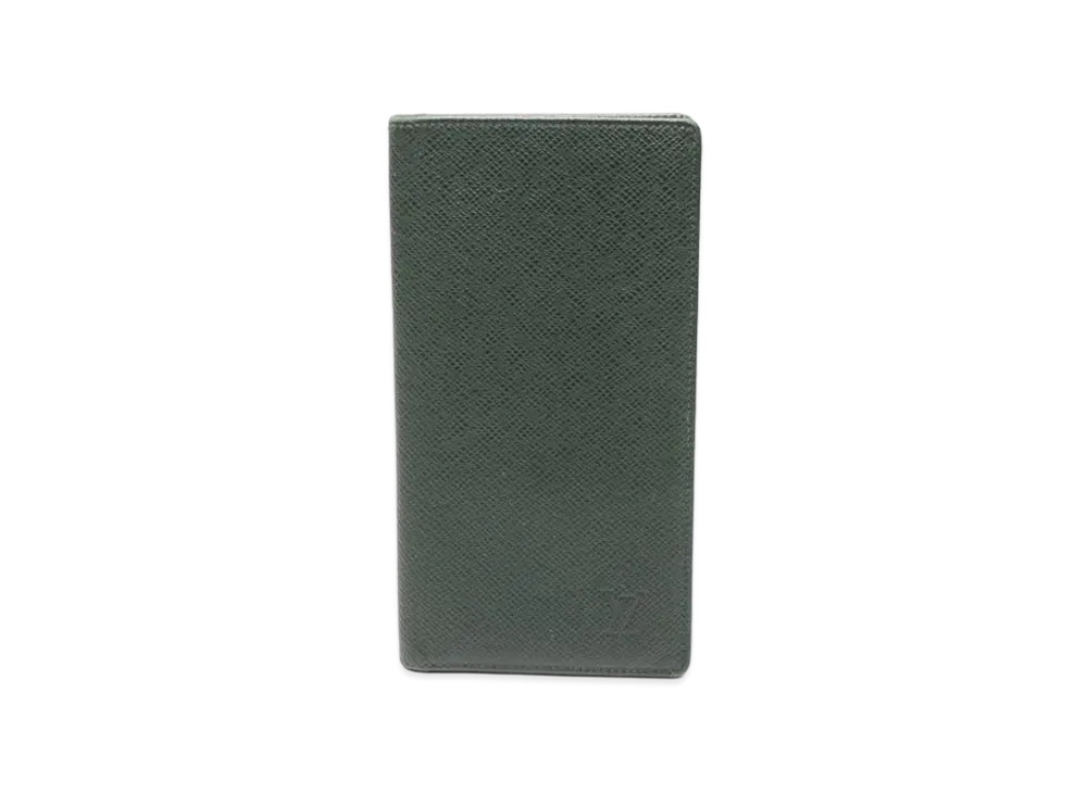 Louis Vuitton Taiga Porte Valeur Cartescredit "Epicea"
