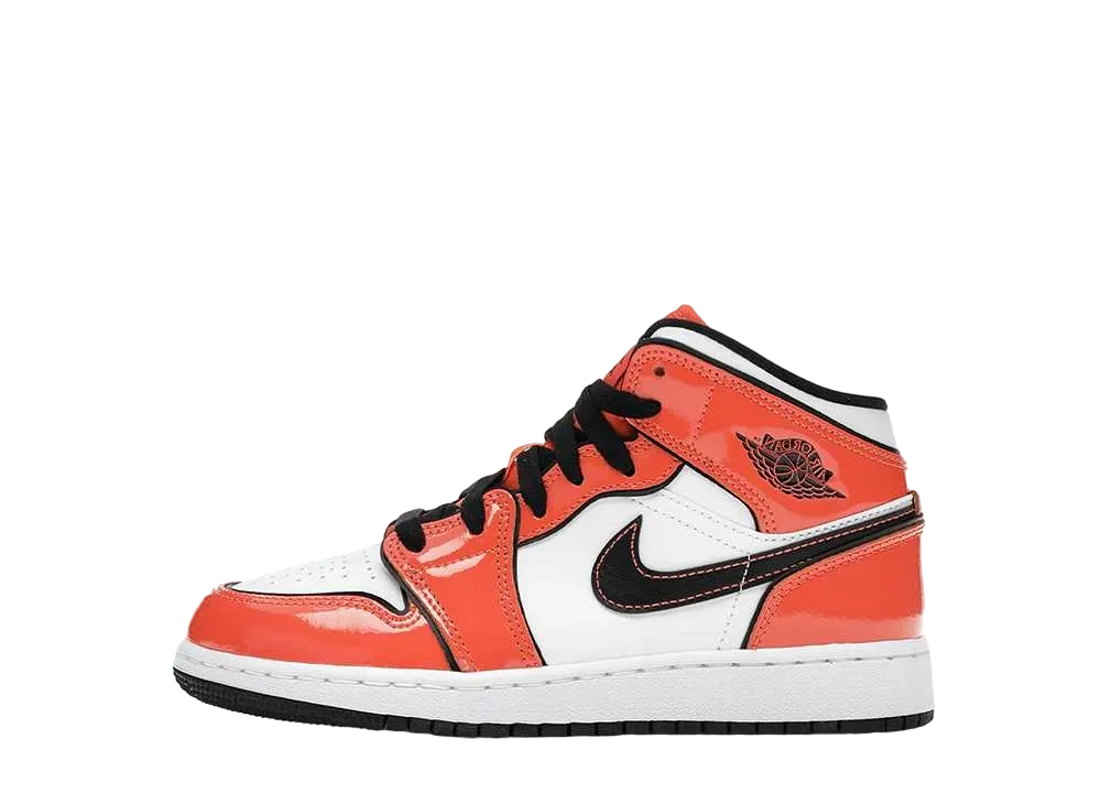 ナイキ GS エアージョーダン1 ミッド "ターフ オレンジ"