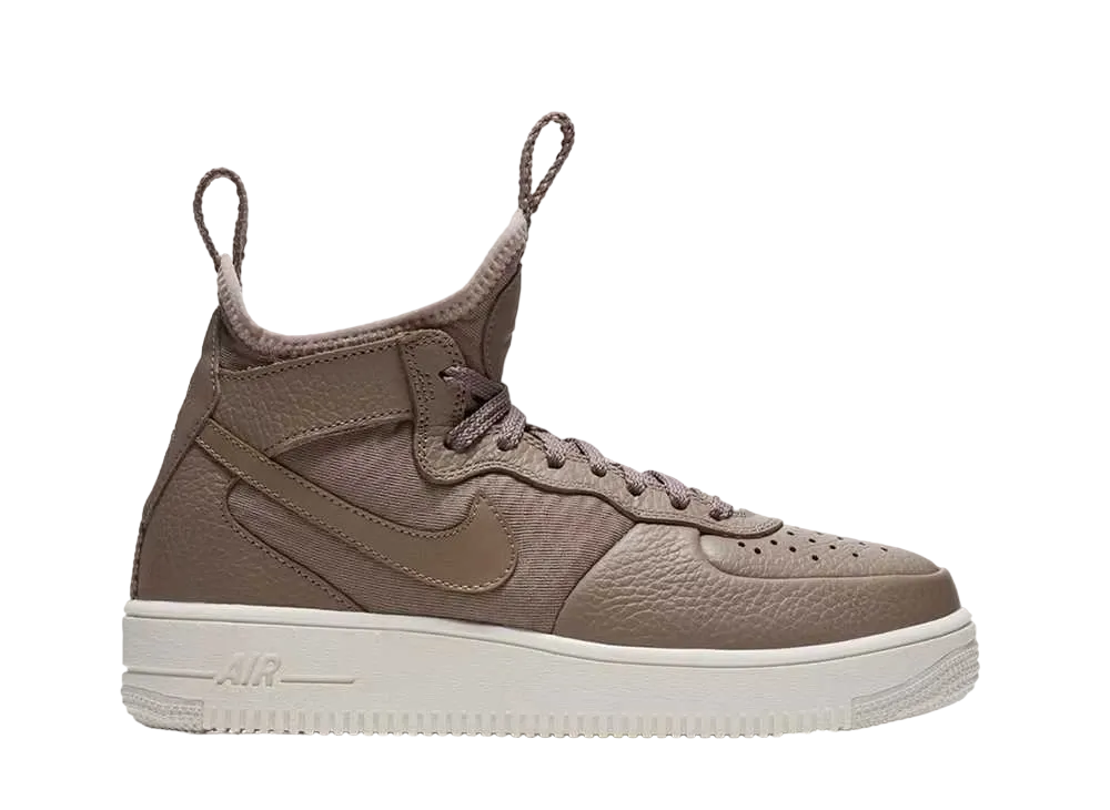 ナイキ ウィメンズ エアフォース1 ウルトラフォース ミッド "セピア ストーン"