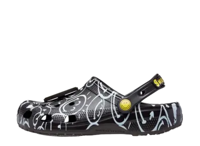 スマイリー × クロックス クラシック クロッグ "ブラック/マルチ" (2022)