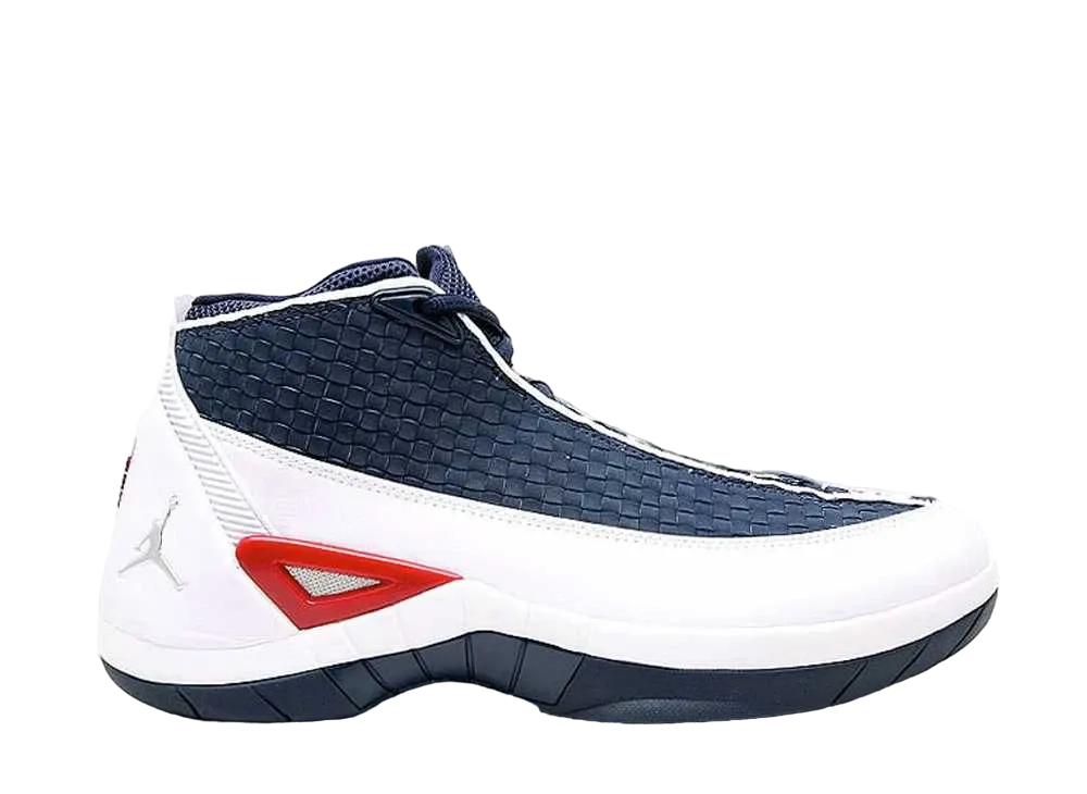 ナイキ エアジョーダン15 SE "ホワイト/ネイビー レッド"