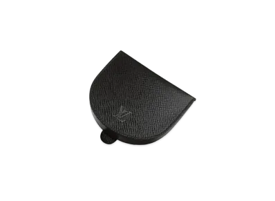 Louis Vuitton Cuvette Coin Purse Taiga "Aldwards"