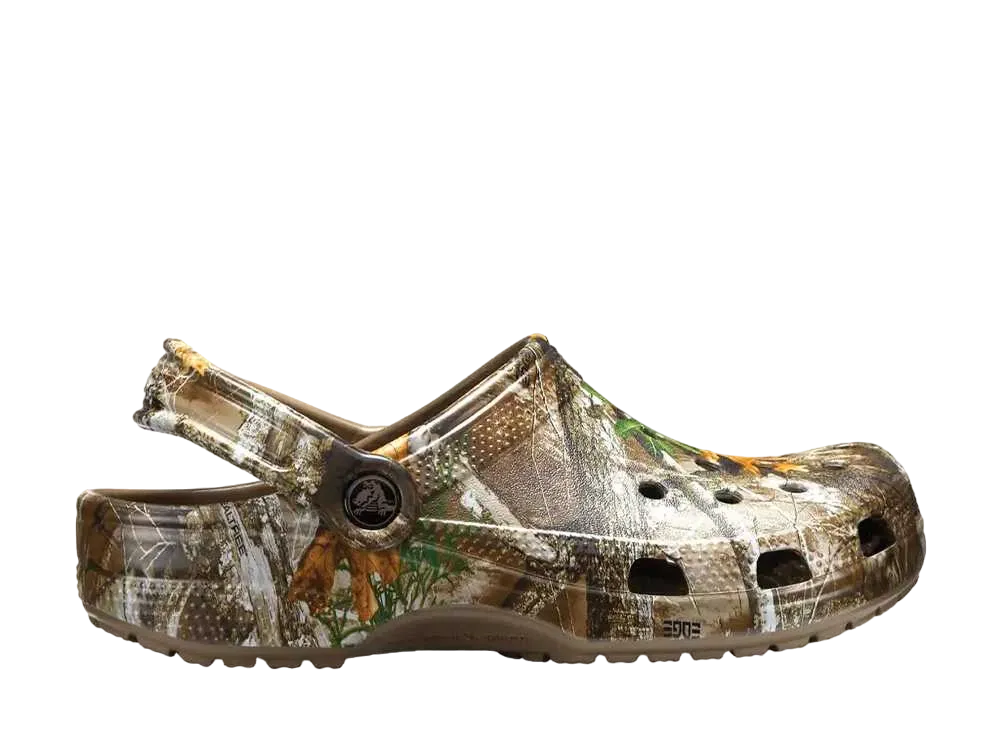 クロックス クラシック リアルツリー エッジ クロッグ "ウォルナット"