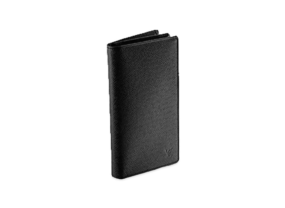 Louis Vuitton Taiga Porte Cartes Credit "Aldwards"