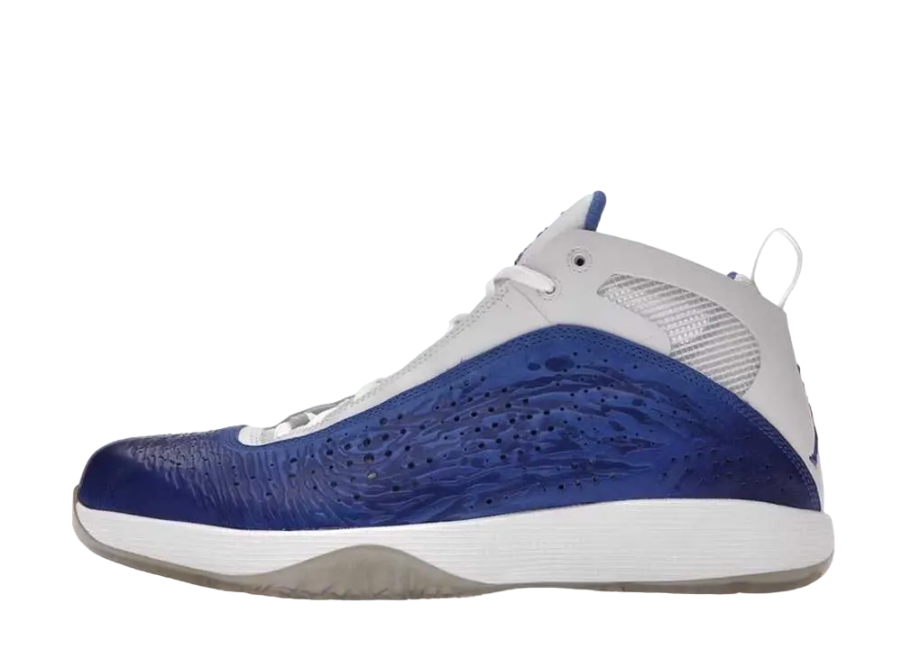 ナイキ エアジョーダン 2011 オールスター "ホワイト ロイヤル"