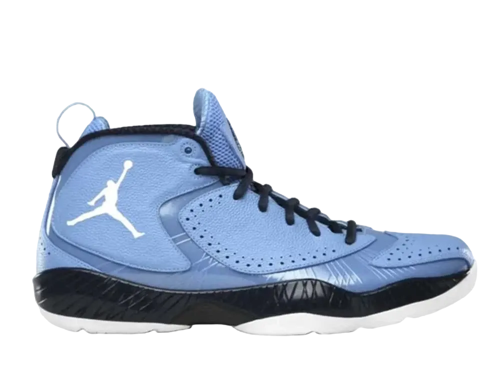 ナイキ エアジョーダン2012 ジョーダン ブランド クラシック "ウェスト ユニバーシティ ブルー"