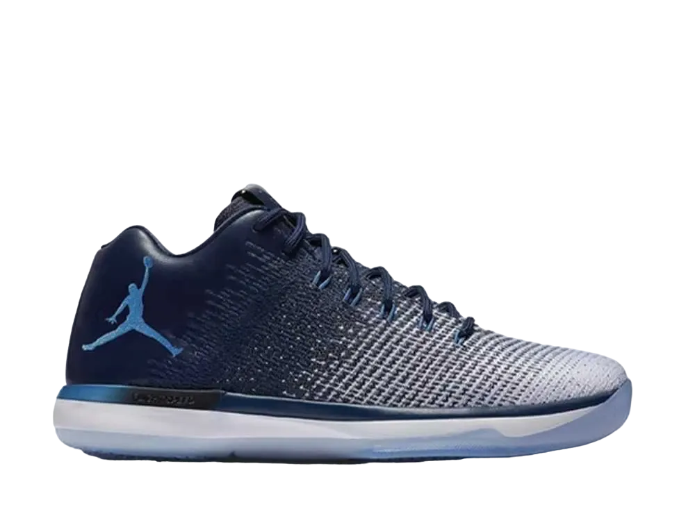 ナイキ エアジョーダン31 ロー "ミッドナイト ネイビー"