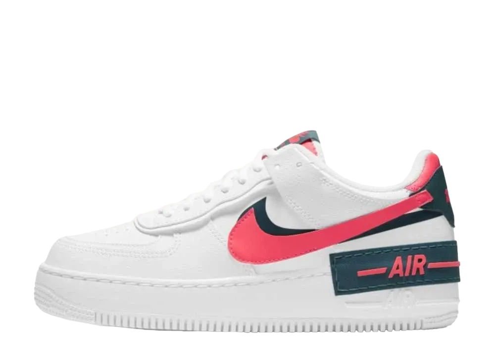 ナイキ ウィメンズ エアフォース 1 ロー シャドウ "ホワイト ソーラー レッド"
