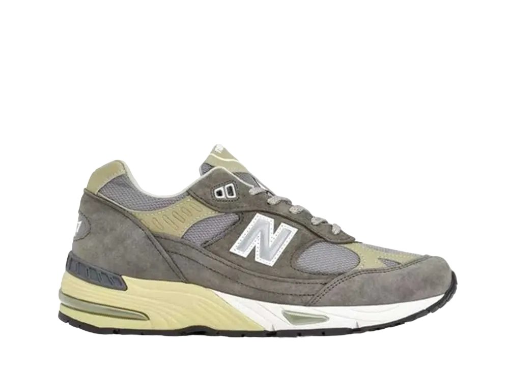 Dover Street Market × New Balance Women'S 991 "Gray"