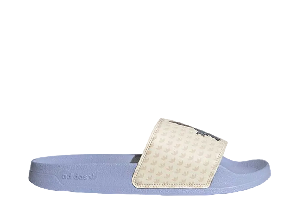 アディダス アディレッタ ライト サンダル "ワンダーホワイト/バイオレットトーン"