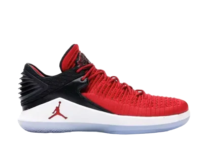 Nike Air Jordan XXXII Low Chicago Win Like 96B "University Red/Black Metallic Silver"