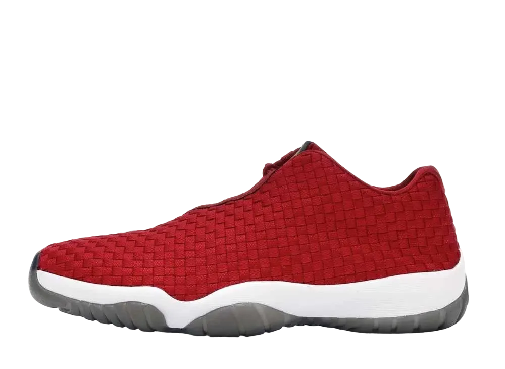 ナイキ エアジョーダン フューチャー ロー "ジム レッド"