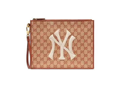 GUCCI x NY Yankees GG Canvas Clutch Bag