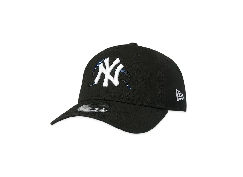 NEW ERA BTS x MLB Black Swan New York Yankees 9FORTY "Black"