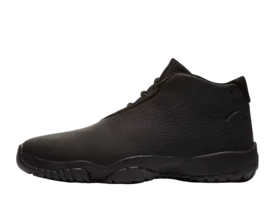 ナイキ エアジョーダン フューチャー "トリプル ブラック レザー"