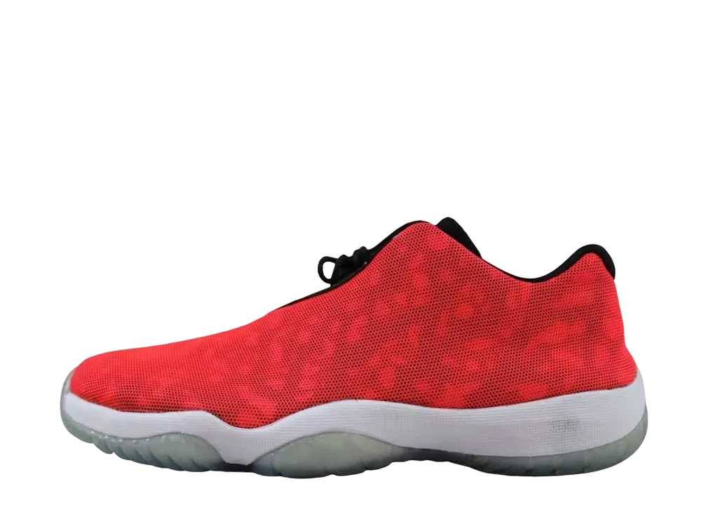 ナイキ エアジョーダン フューチャー ロー "ピンク カモ"