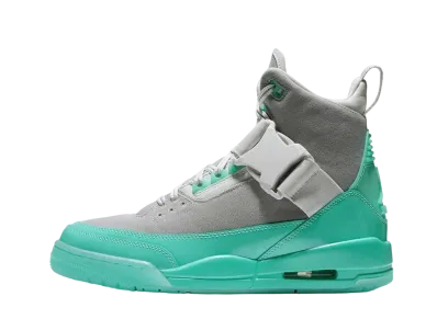 Nike Women's Air Jordan 3 Retro Explorer XX "Vast Grey Tropical Twist"