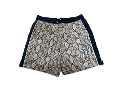 Kith NEW YORK YANKEES ACTIVE SHORT "Beige Navy"