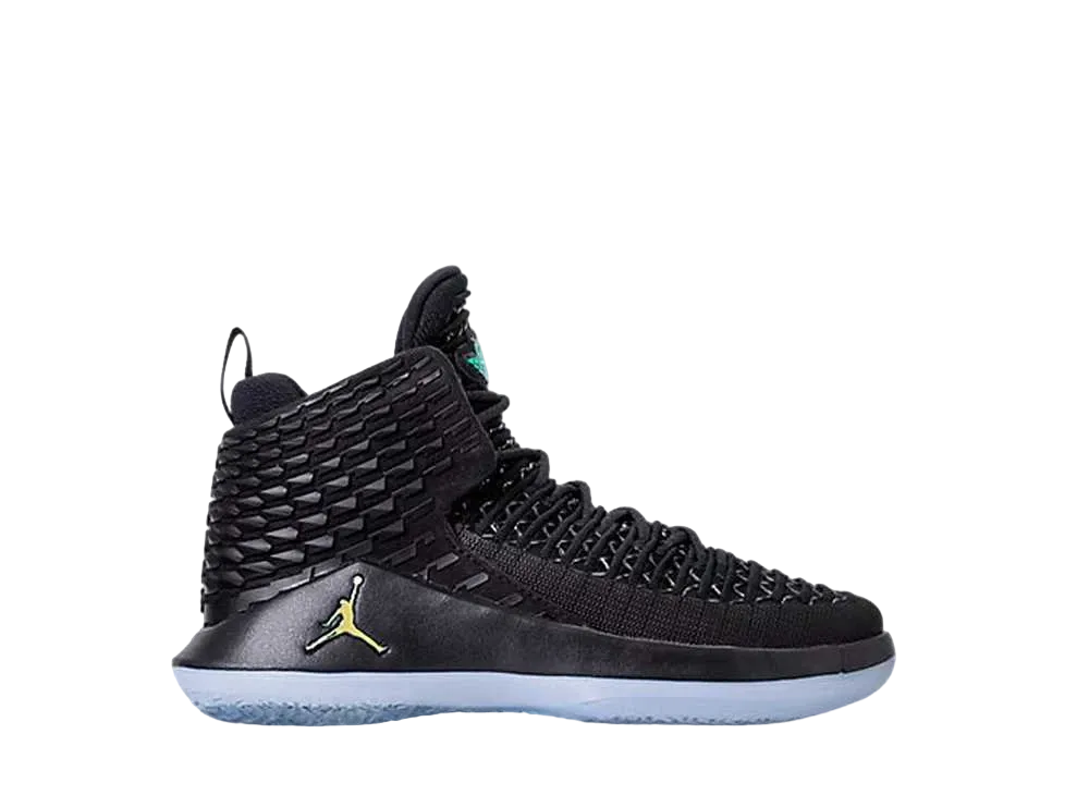 ナイキ GS エアジョーダン32 "ブラック キャット"