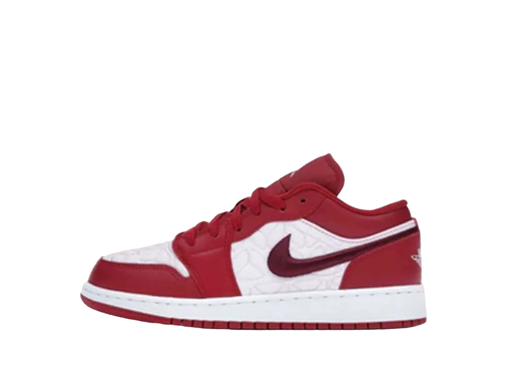 ナイキ GS エアジョーダン1 ロー SE "レッド クイルト"