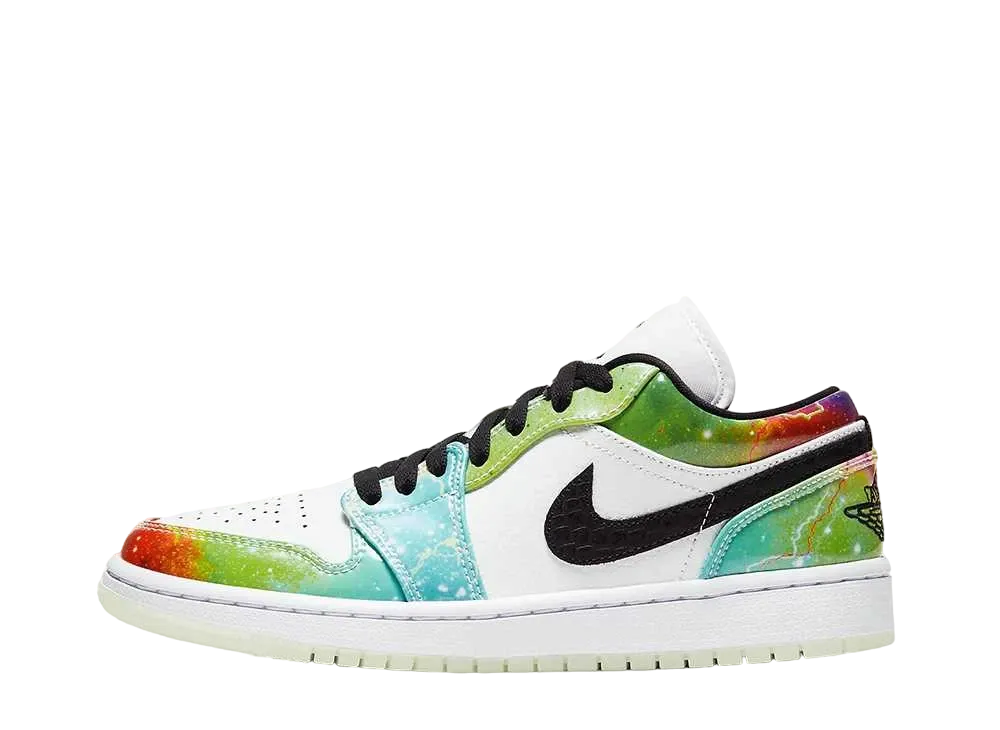 ナイキ ウィメンズ エアジョーダン1 ロー "ギャラクシー"