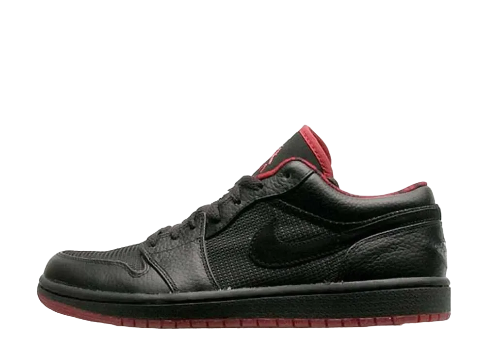 ナイキ エアジョーダン1 レトロ ロー "ブラック/メタリック シルバー バーシティ レッド"