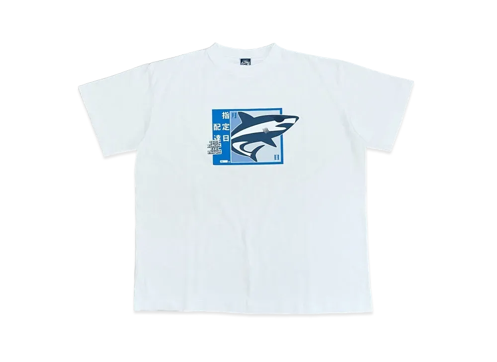 ブラックアイパッチ クリエイティブドラッグストア シャーク ラベル Tシャツ "ホワイト"