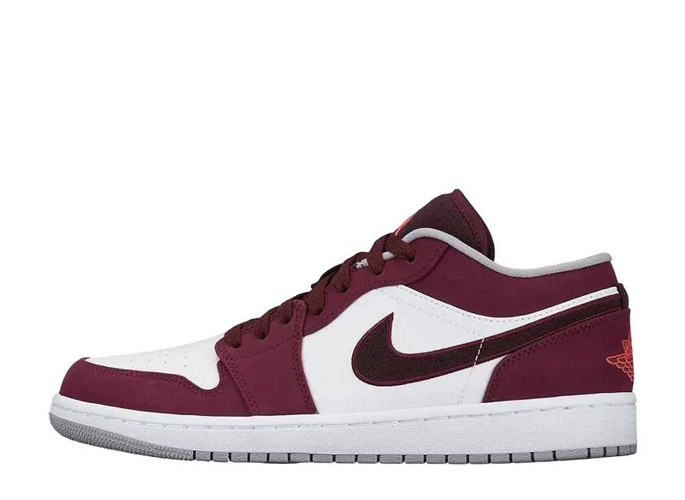 ナイキ エアジョーダン1 ロー "ボルドー"