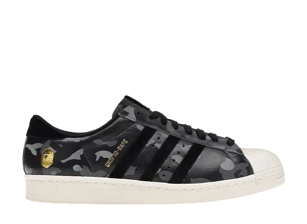 アンディフィーテッド × ア ベイジング エイプ × アディダス オリジナルス スーパースター 80s "ブラックカモ"