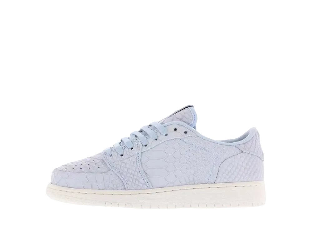 ナイキ GS エアジョーダン1 レトロ ロー NS "アイス ブルー"