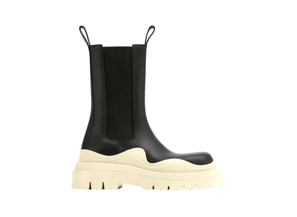 Bottega Veneta Tire "Black/Sea Salt"