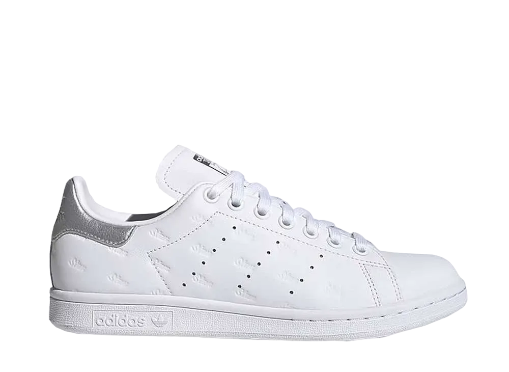 アディダス ウィメンズ スタンスミス "デボスド ロゴス シルバー"