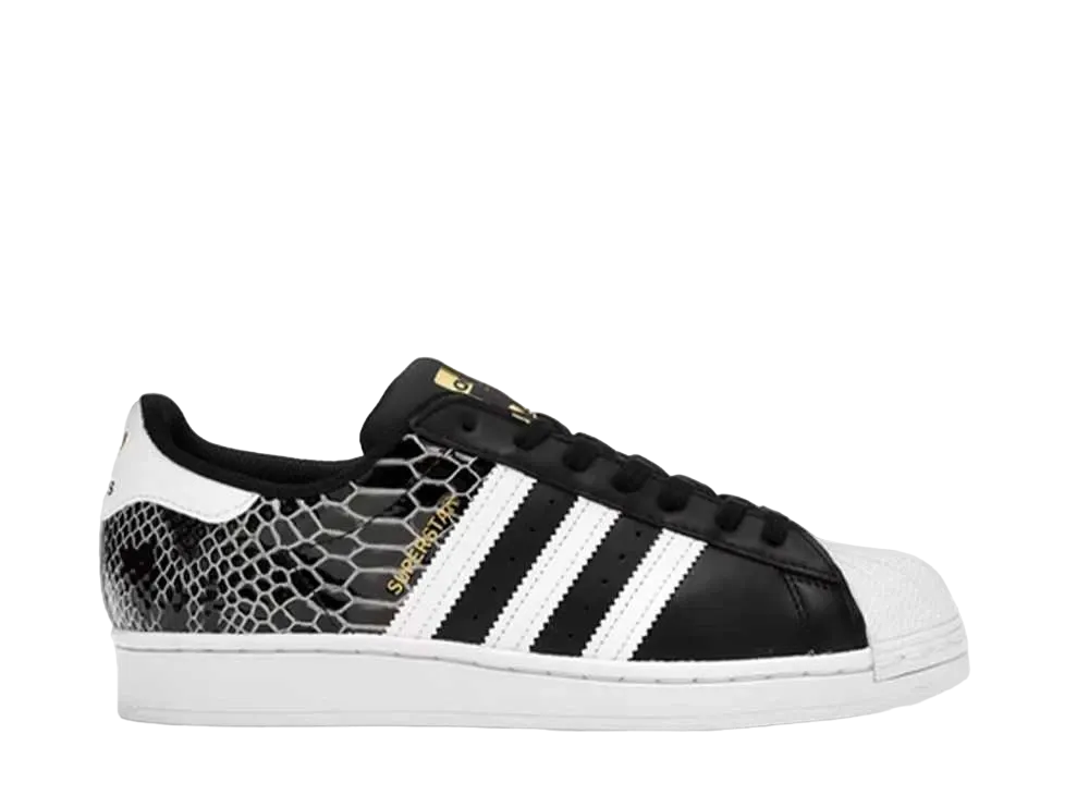 アディダス ウィメンズ スーパースター "コア ブラック クラウド ホワイト"