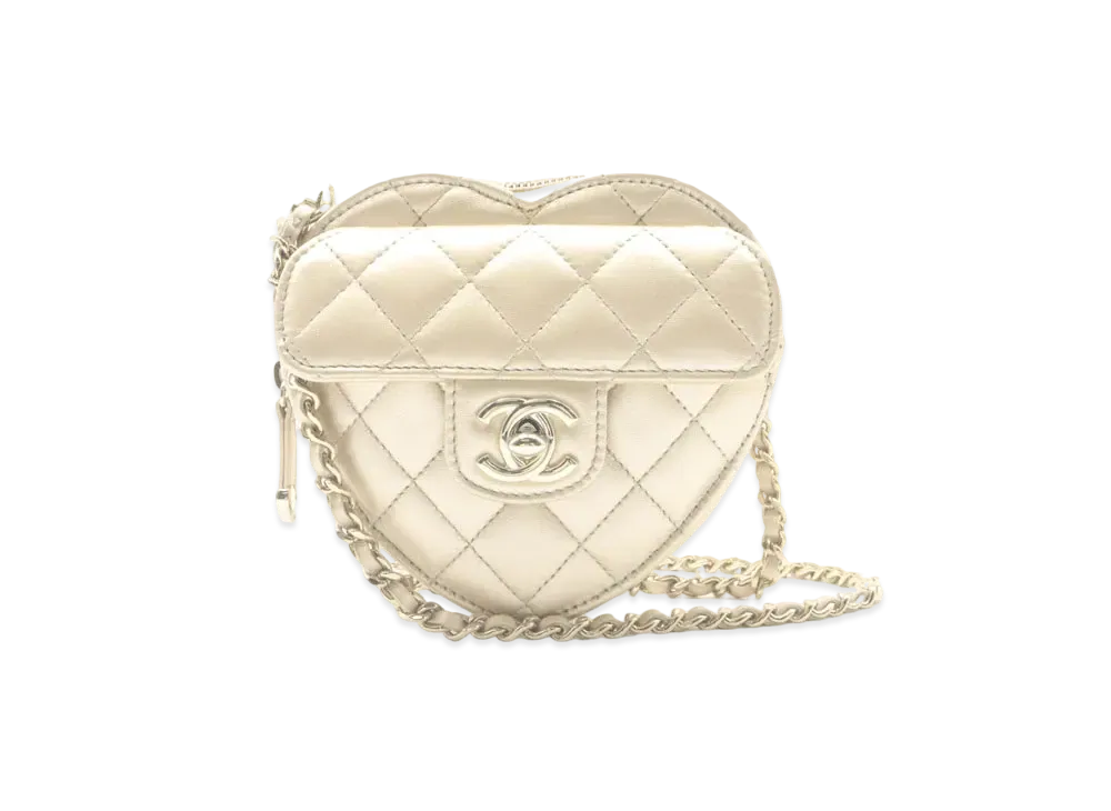 CHANEL Heart Clutch With Chain Lambskin & Gold-Tone Metal "Gold"