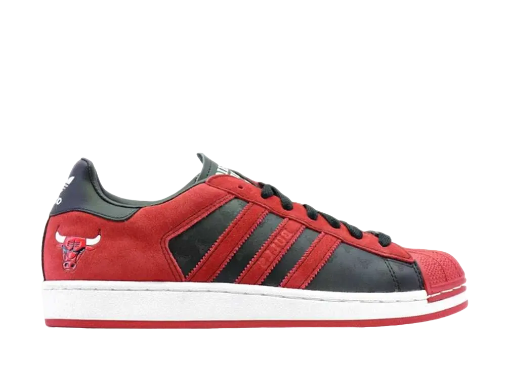 adidas Superstar "Chicago Bulls"