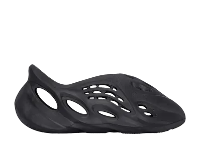 adidas yeezy foam runner onyx イージースライド 3/7発売|adidas YEEZY Foam Runner