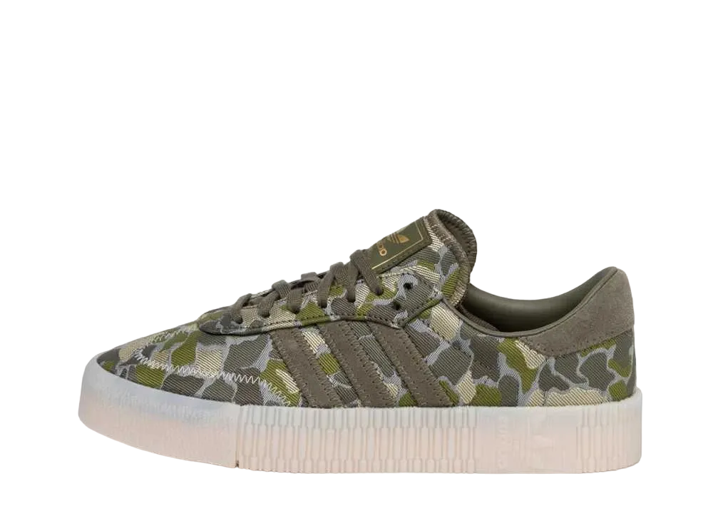 アディダス ウィメンズ サンバローズ "オリーブ カモ"