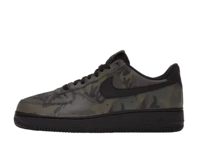 ナイキ エアフォース1 ロー "リフレクティブ ウッドランド カモ"