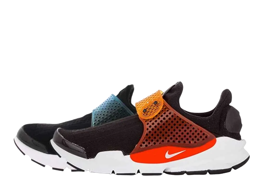 ナイキ ソックダート "ビートゥルー"