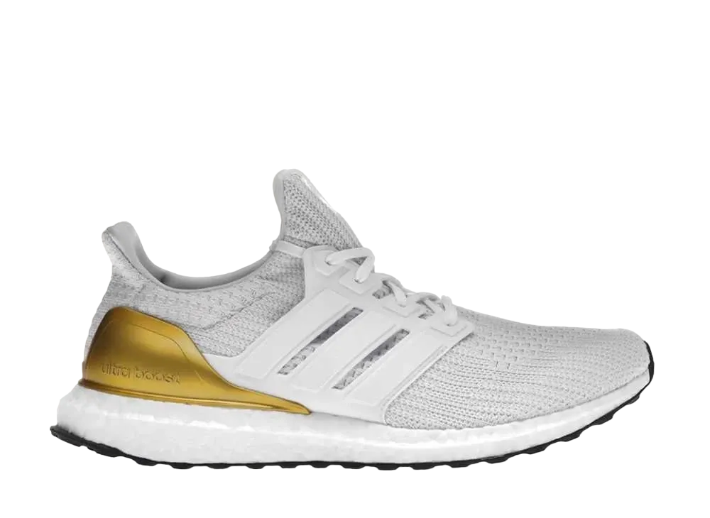 アディダス ウルトラブースト 4.0 DNA "ホワイト ゴールド メタリック"