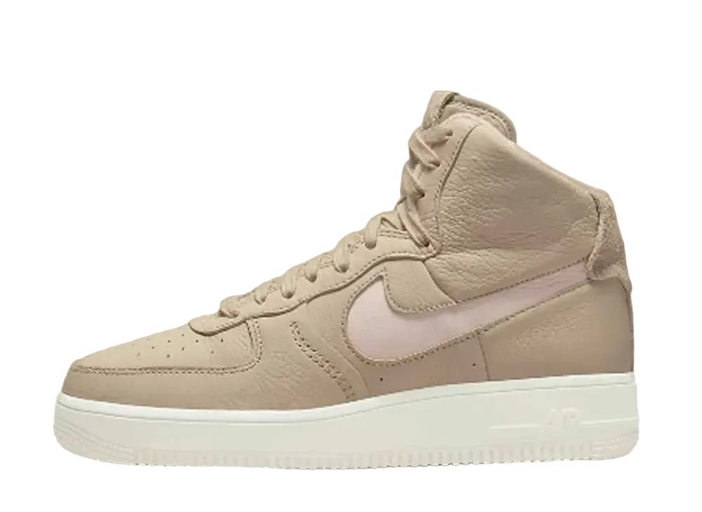 ナイキ ウィメンズ エアフォース 1 スカルプト "サンド ドリフト/ライト ソフト ピンク"
