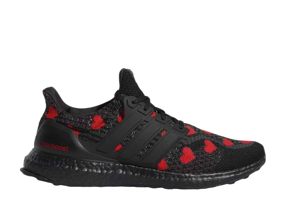 アディダス ウルトラブースト 5.0 DNA バレンタインデイ "コア ブラック/コア ブラック/ビビッド レッド"