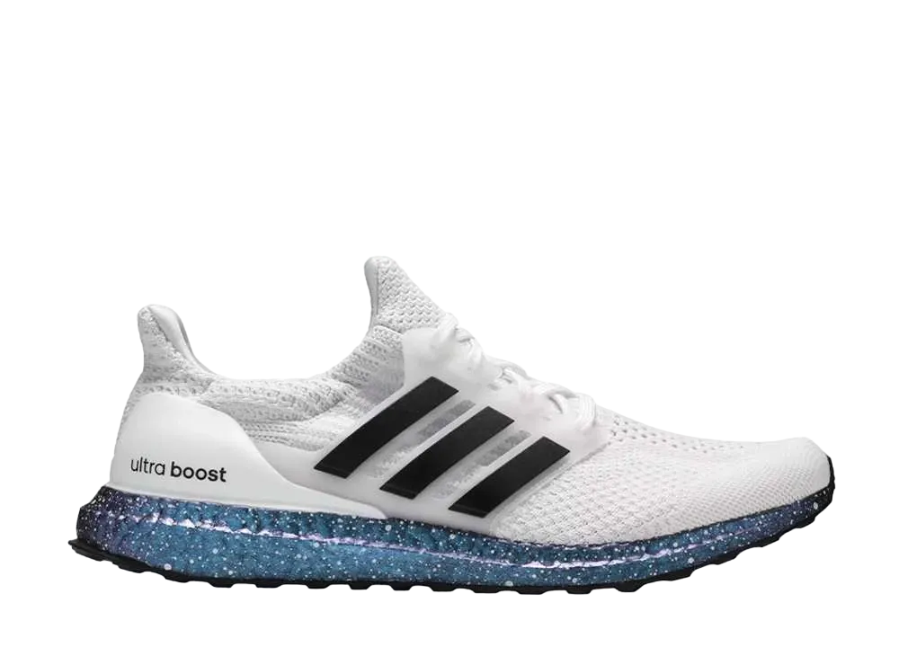 アディダス ウルトラブースト 5.0 DNA "ホワイト ブルー メタリック"