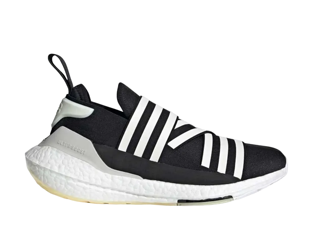 adidas Y-3 Ultra Boost 22 "Black Core White Chalk Pearl"